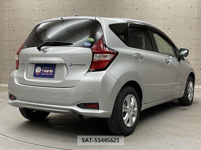 Nissan NOTE 2017-12 239176-3