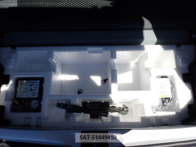 Suzuki ALTO 2017-04 355748-16