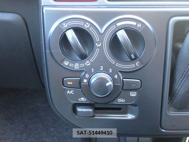 Suzuki ALTO 2017-04 355748-7