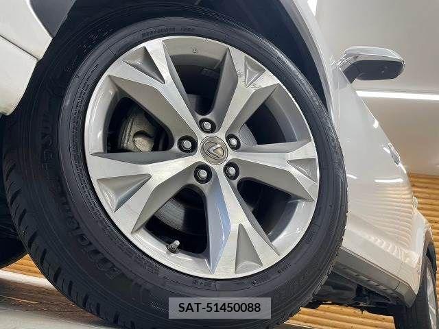 Lexus NX 2015-08 362935-10