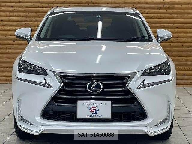 Lexus NX 2015-08 362935-16