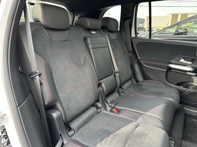 Mercedes Benz GLB-CLASS 2020-09 187597-12