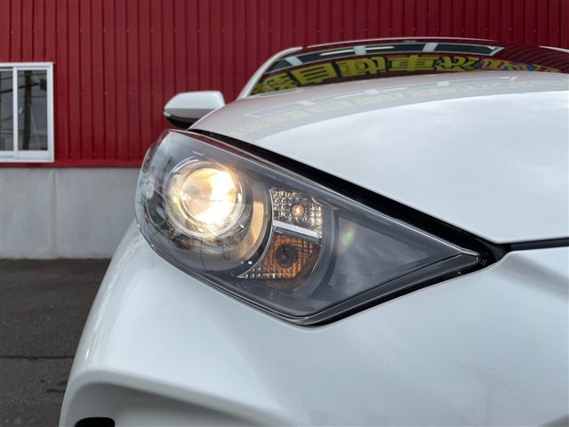 Toyota YARIS 2022-03 13850-9