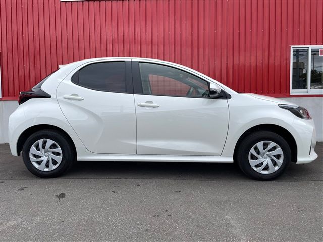 Toyota YARIS 2022-03 13850-5