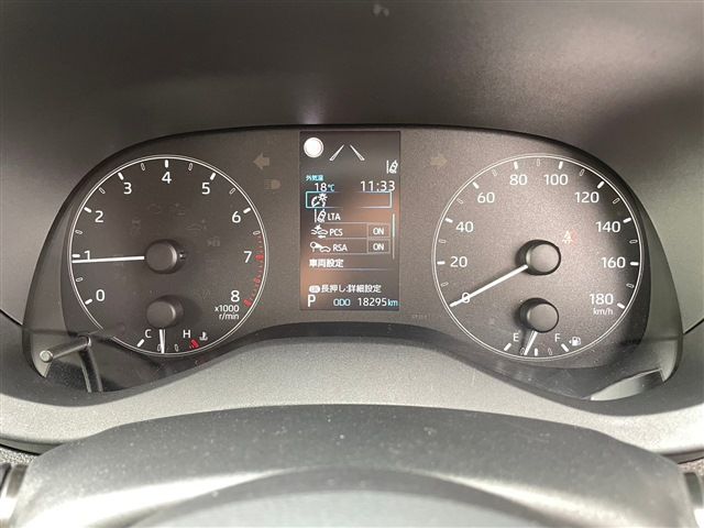 Toyota YARIS 2022-03 13850-18