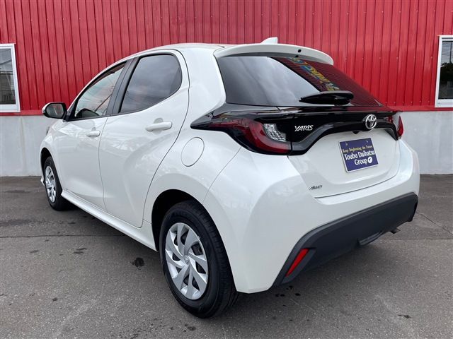 Toyota YARIS 2022-03 13850-2