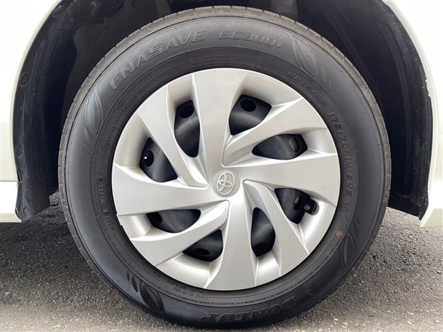 Toyota YARIS 2022-03 13850-28