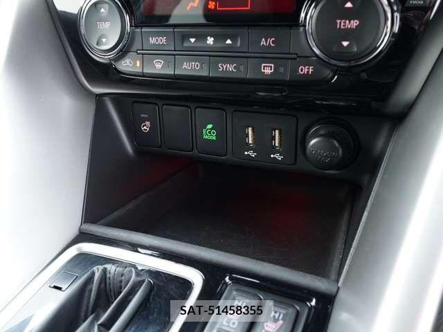 Mitsubishi ECLIPSE CROSS 2023-06 303780-12
