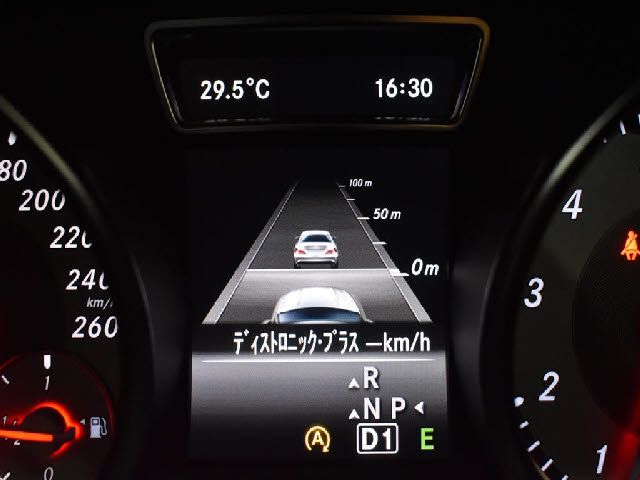 Mercedes Benz CLA-CLASS 2016-07 184731-4