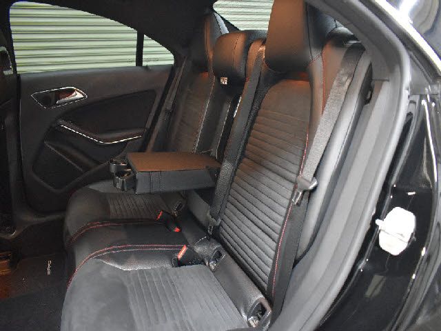 Mercedes Benz CLA-CLASS 2016-07 184731-11