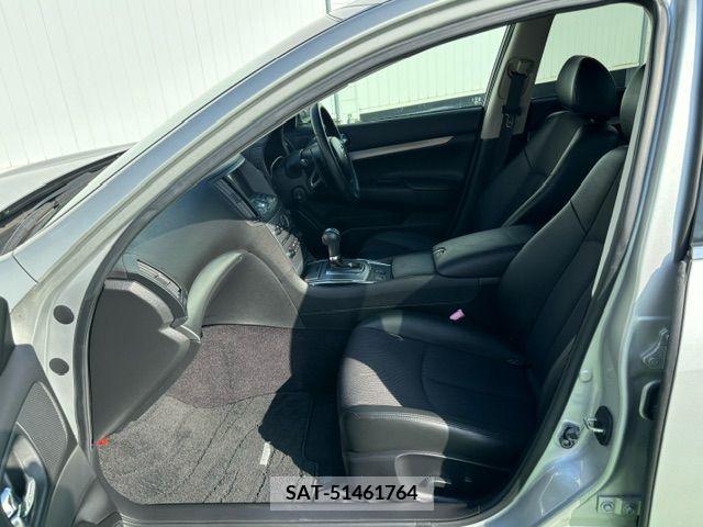 Nissan SKYLINE 2010-02 214717-12