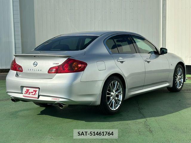 Nissan SKYLINE 2010-02 214717-2