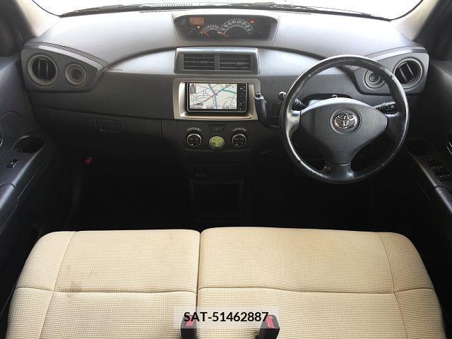Toyota BB 2010-03 356758-1