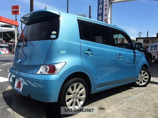 Toyota BB 2010-03 356758-2
