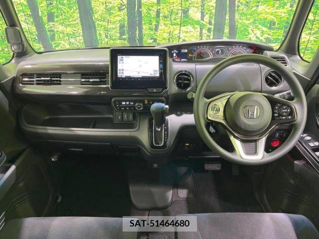 Honda N BOX 2019-06 364561-1
