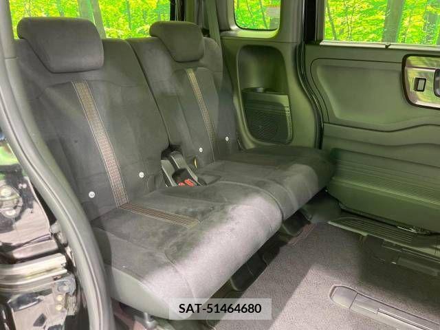 Honda N BOX 2019-06 364561-9