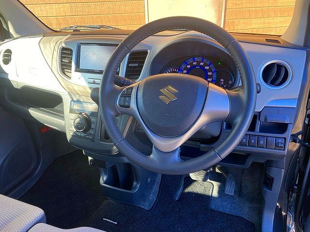 Suzuki WAGON R 2015-03 182782-4