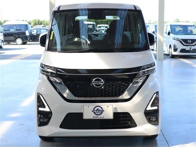 Nissan ROOX 2022-10 898-1