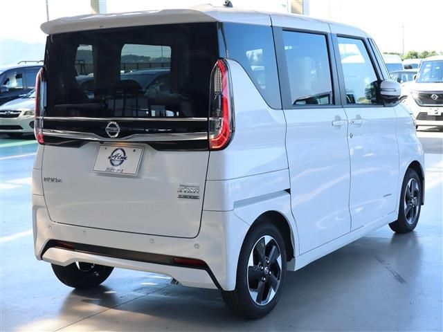 Nissan ROOX 2022-10 898-3