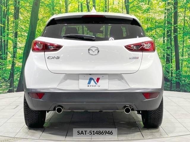 Mazda CX-3 2016-04 265514-15