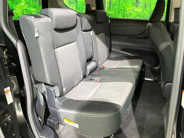 Toyota SIENTA 2019-09 182643-9