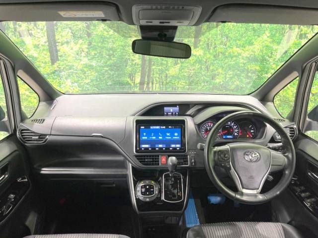 Toyota VOXY 2018-12 23771-1