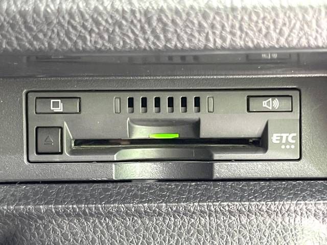 Toyota VOXY 2018-12 23771-7
