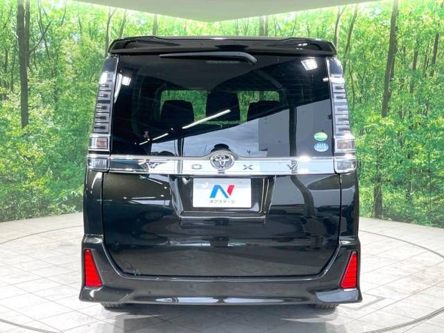 Toyota VOXY 2018-12 23771-15