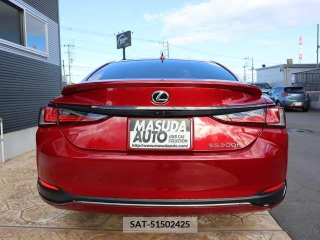Lexus ES 2022-12 205305-5