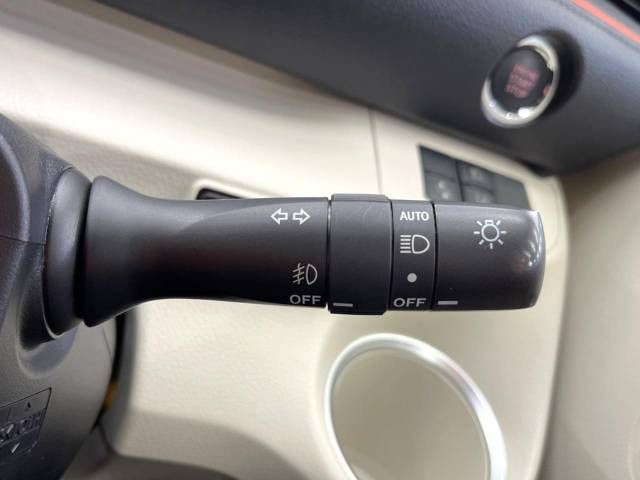 Toyota SIENTA 2018-03 185536-6