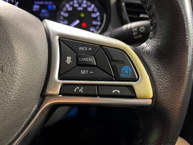 Nissan X-TRAIL 2018-09 191869-4