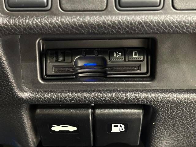 Nissan X-TRAIL 2018-09 191869-6