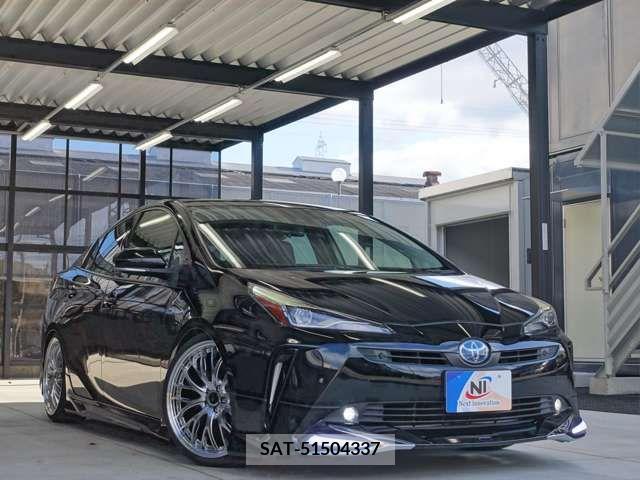 Toyota PRIUS 2019-04 217393-11