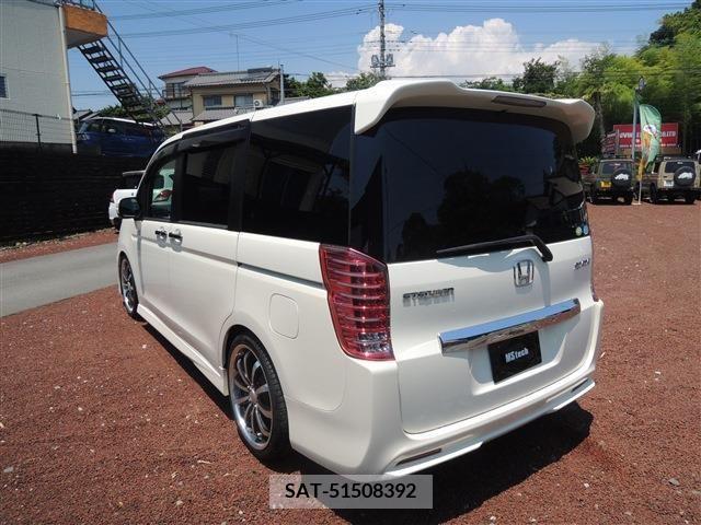 Honda STEP WGN 2010-04 324606-8