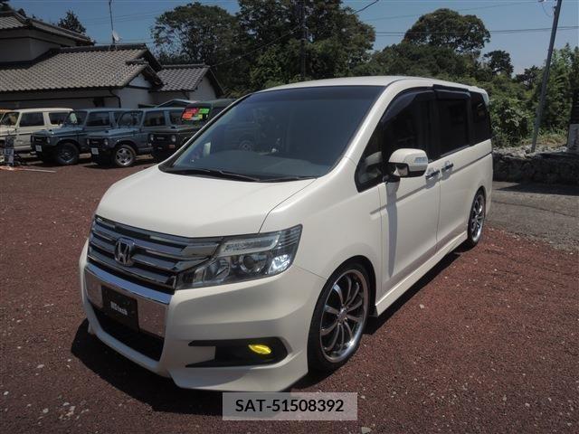Honda STEP WGN 2010-04 324606-1