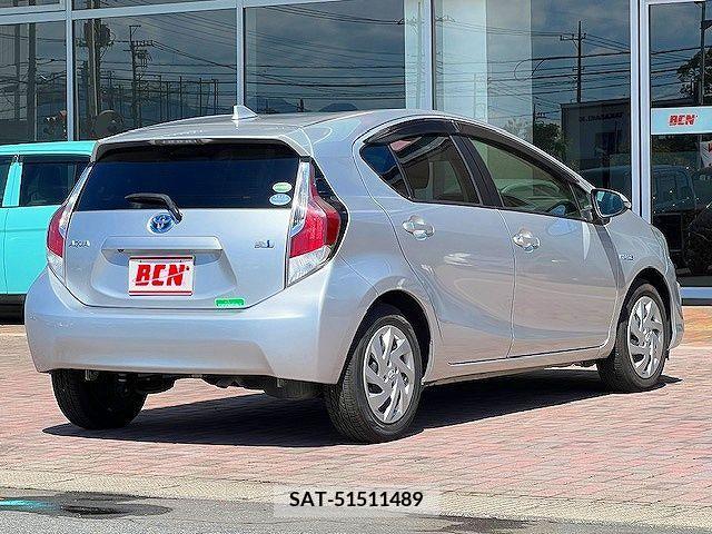 Toyota AQUA 2015-11 292276-2
