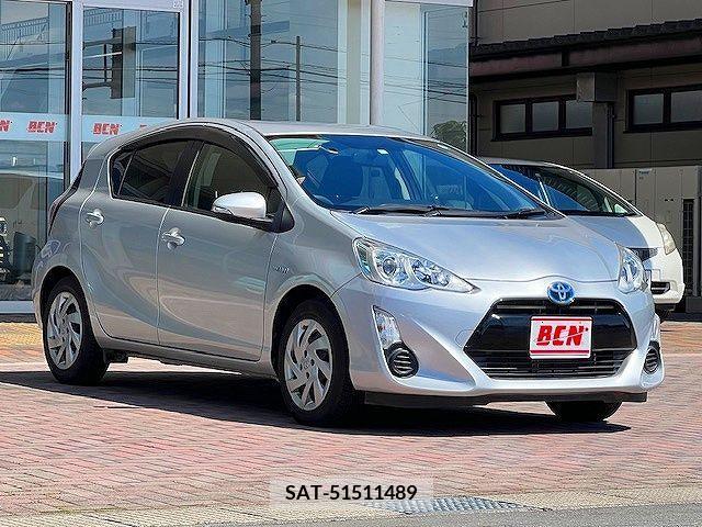 Toyota AQUA 2015-11 292276-6