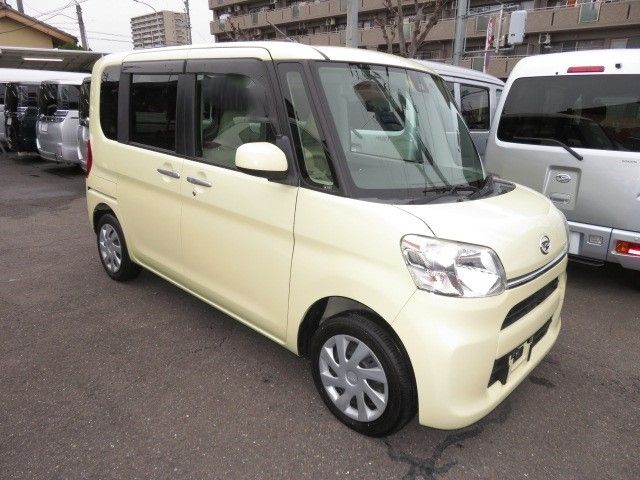 Daihatsu TANTO 2016-08 23501-22