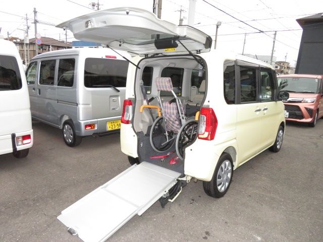 Daihatsu TANTO 2016-08 23501-0