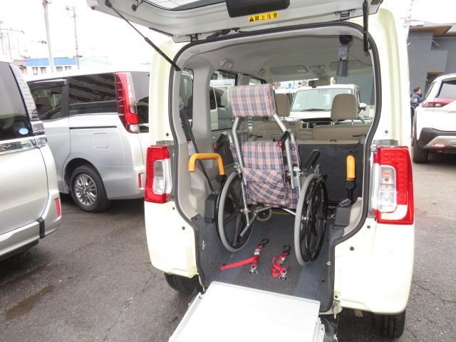 Daihatsu TANTO 2016-08 23501-2