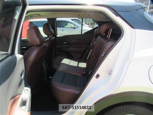 Nissan KICKS 2023-11 391621-6