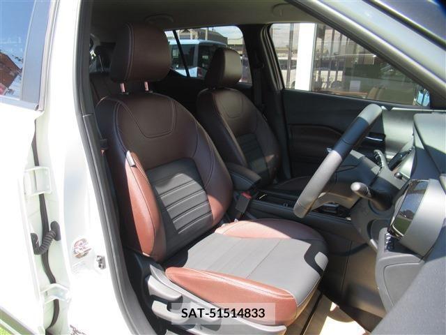 Nissan KICKS 2023-11 391621-3