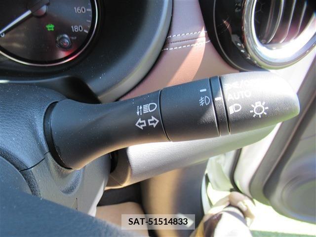 Nissan KICKS 2023-11 391621-22