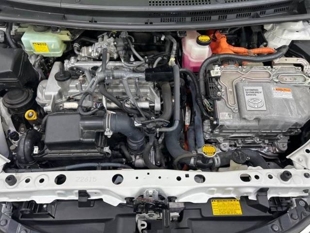 Toyota AQUA 2015-05 186320-18