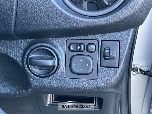 Toyota VITZ 2019-04 206664-11