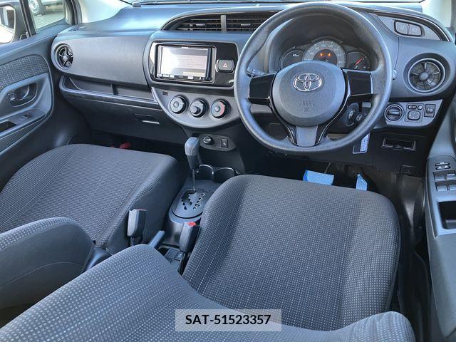Toyota VITZ 2019-04 206664-1
