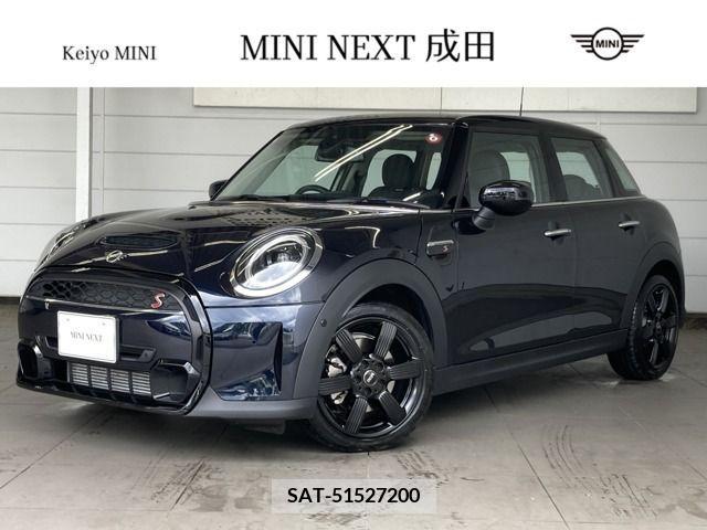 Bmw MINI 2022-06 397370-0