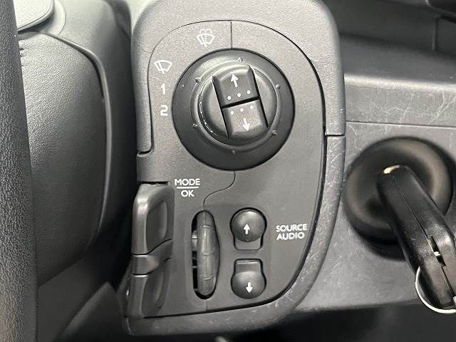 Renault KANGOO 2017-09 11281-12