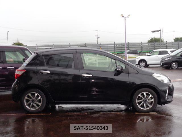 Toyota VITZ 2019-08 350652-4