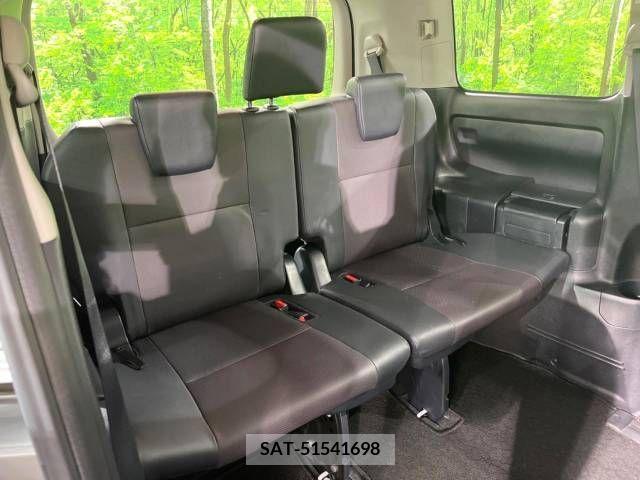 Toyota ESQUIRE 2015-09 380386-10